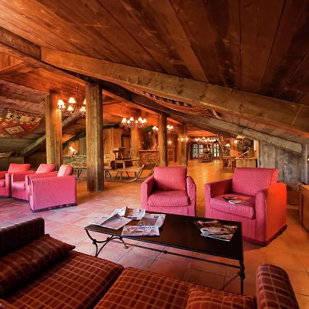 Apartment With Fireplace And Wi-fi In Arc 2000 Les Arcs (Savoie)